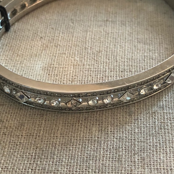 Art Deco Crystal Hinged Bracelet - Picture 2 of 5